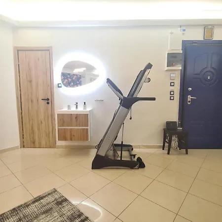 Sunny Private Jacuzzi Hydromassage Acropolis & Lycabettus Far View Parking 300m Metro Peristeri * Αθήνα