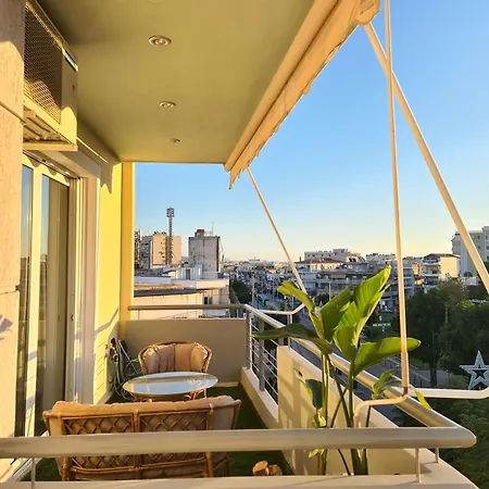 Sunny Home: Acropolis View With Private Jacuzzi Athens