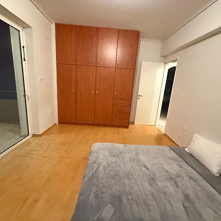 Sunny Home: Acropolis View With Private Jacuzzi Apartment Athens