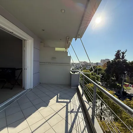 Apartment Sunny Home: Acropolis View With Private Jacuzzi Athens