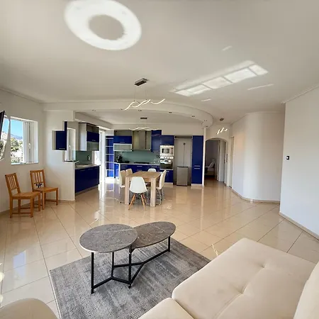 Apartment Sunny Home: Acropolis View With Private Jacuzzi