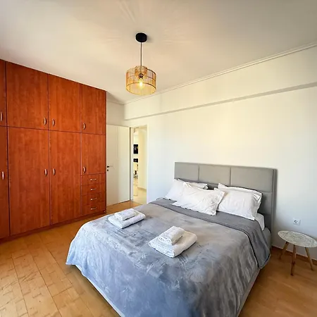 Sunny Home: Acropolis View With Private Jacuzzi Apartment