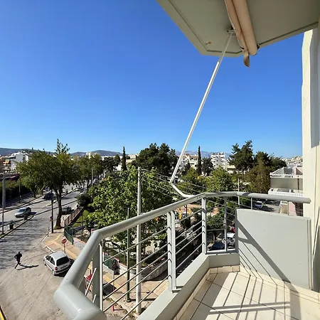 Sunny Home: Acropolis View With Private Jacuzzi Athens